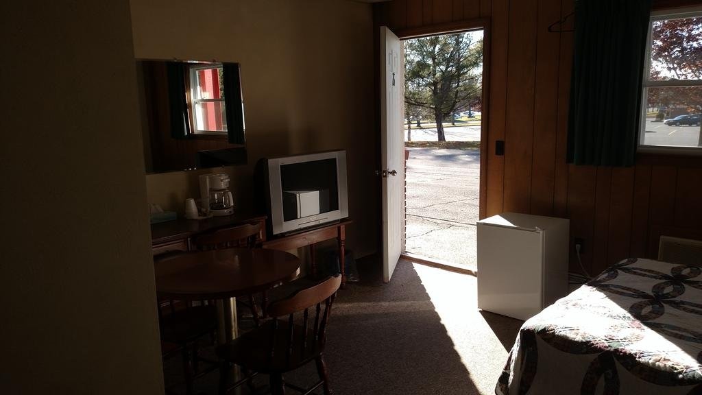 Pittsfield Motor Inn