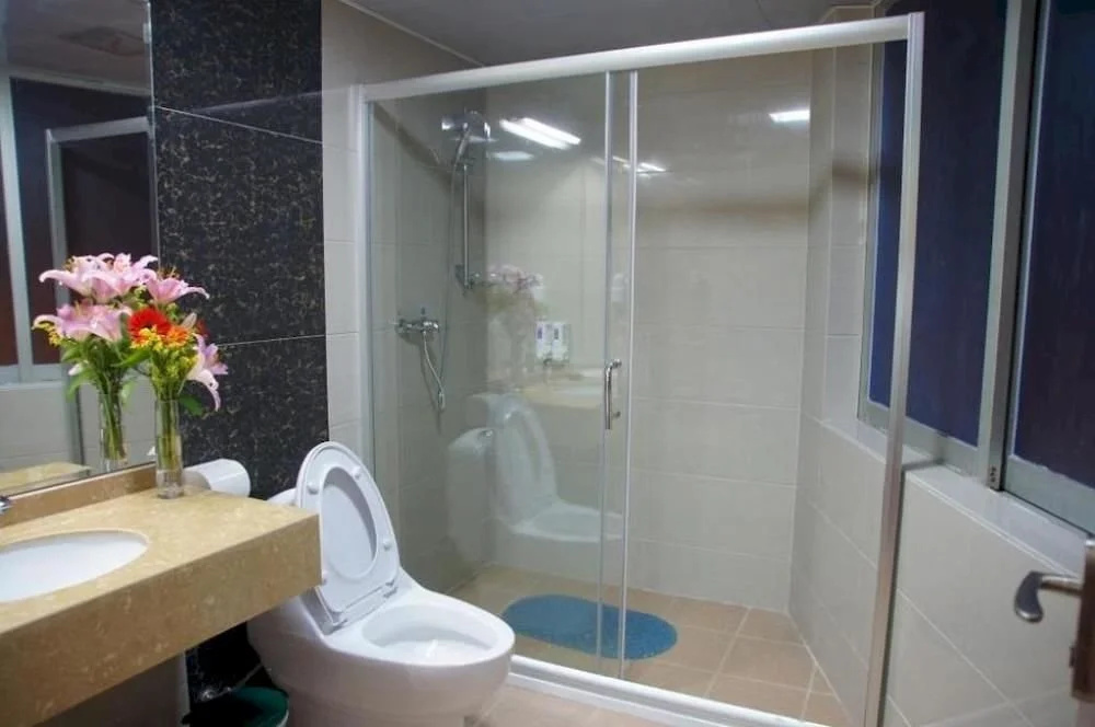 Yiju Hotel