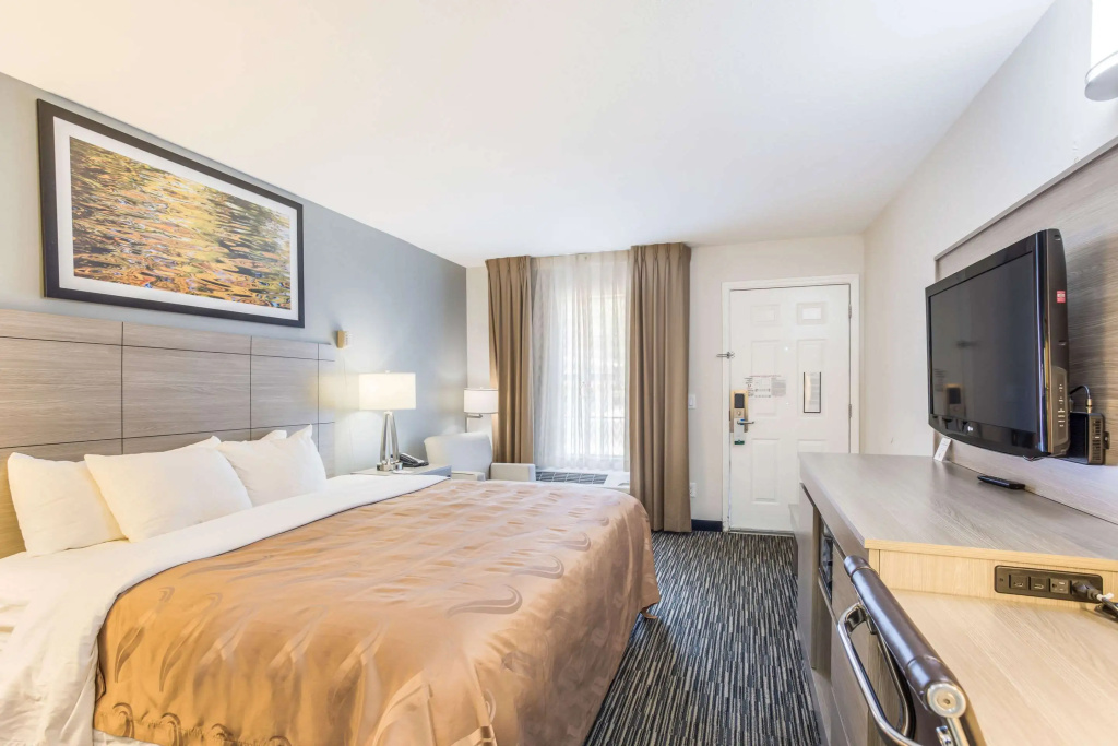 Quality Inn Gallatin-Nashville Metro