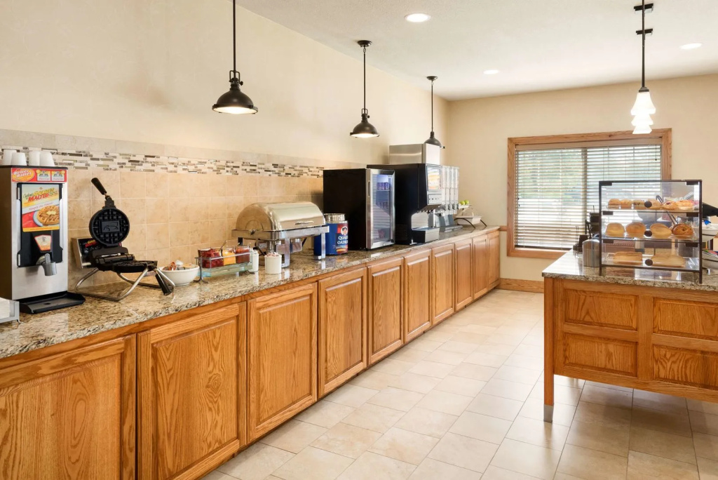 Country Inn & Suites by Radisson, Davenport - Quad Cities