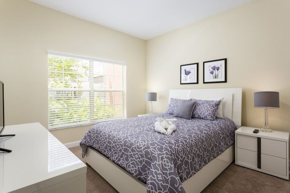 Bismarck Palm Townhome 8971