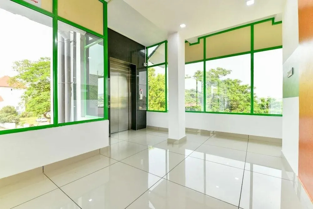 GREEN LINE RESIDENCY