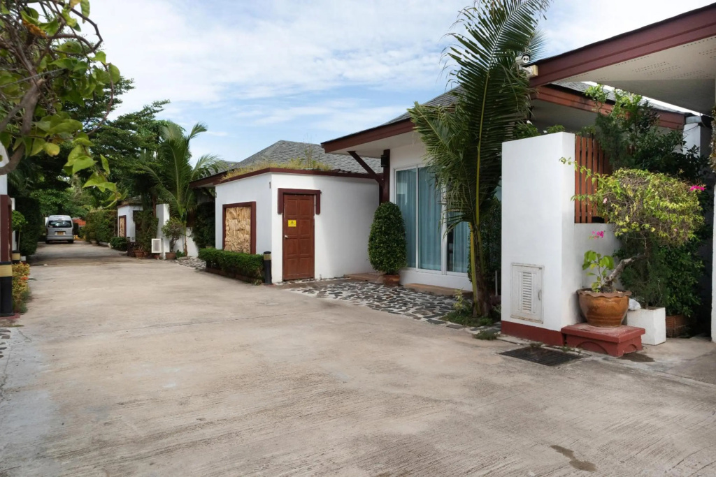 The Sun Pool Villa