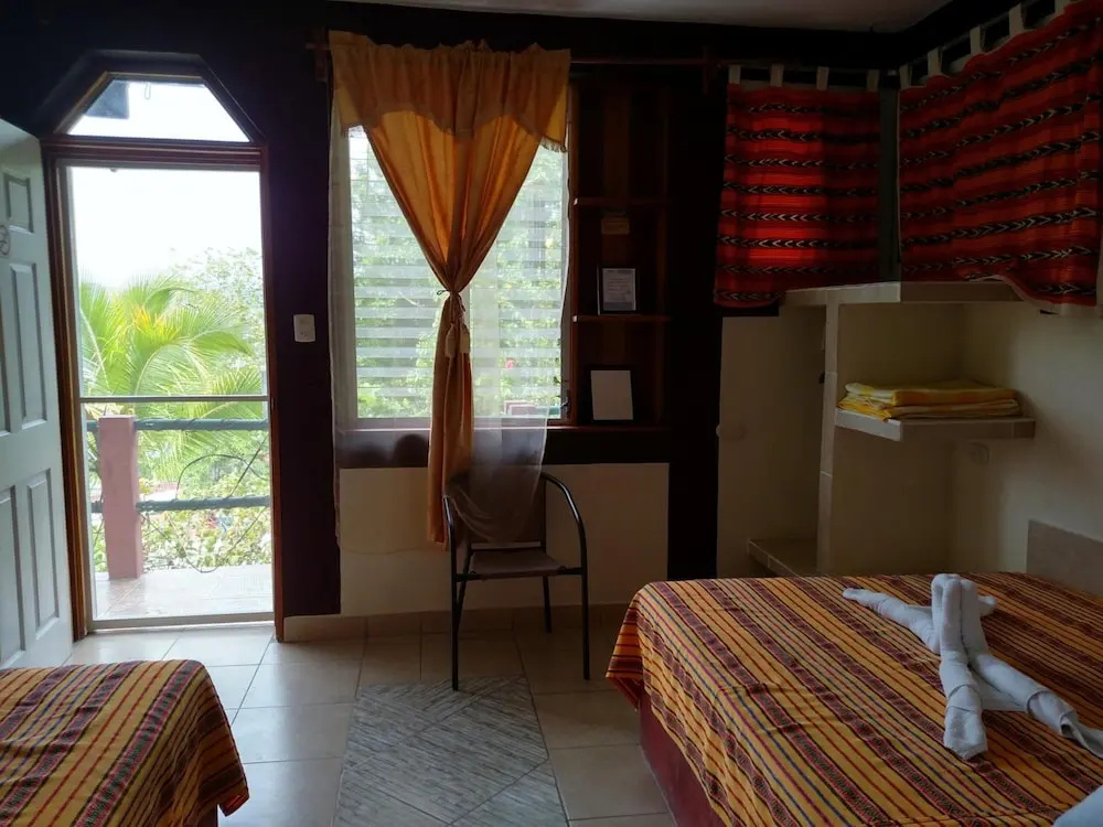 Zapote Tree Inn