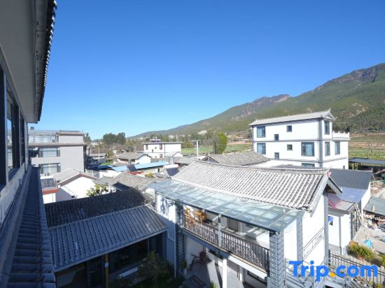 Lijiang Jinglin Hanshe Homestay (Sanyi International Airport)