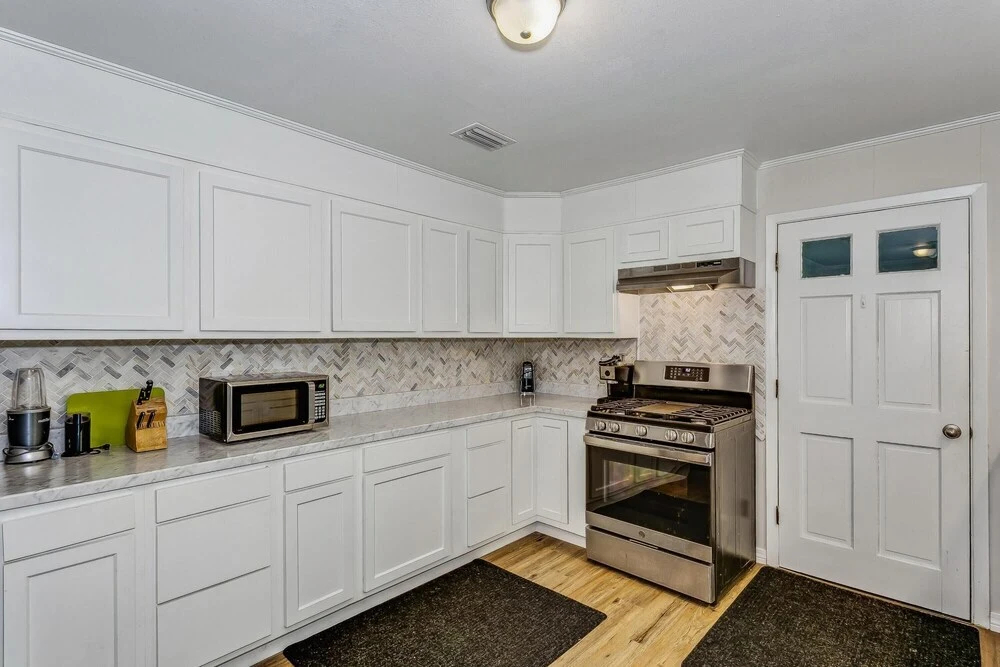 Best of Both Worlds pet Friendly in Pensacola