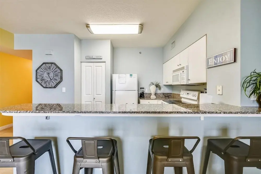 Shores Of Panama 821-2 Bd/3ba, Sleeps 8! Updated, No Carpet! Free Fun! 2 Bedroom Condo by RedAwning