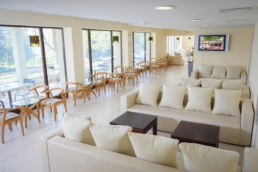 Hotel Lebed