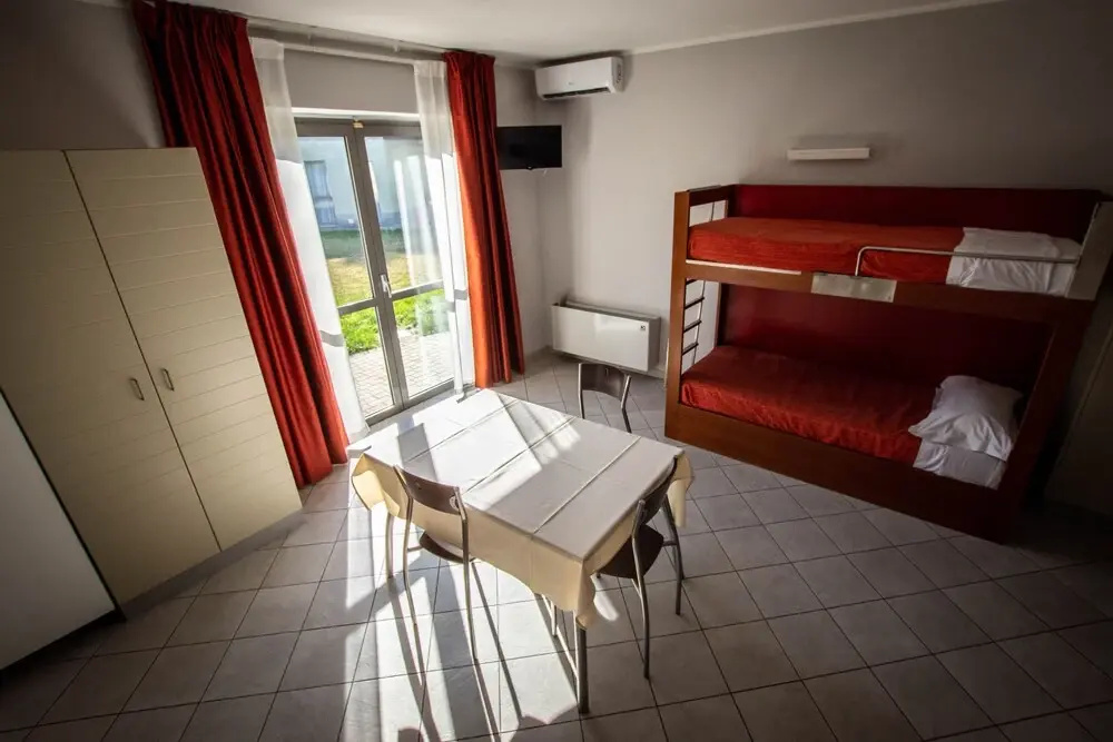 Room in Holiday House - Albavillage Residence Large Apartment for 4 People