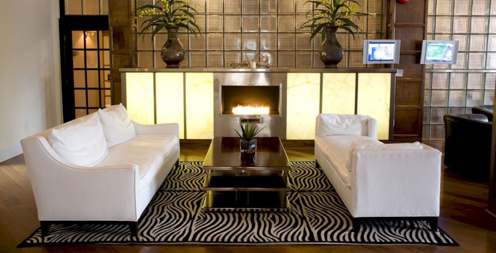 Hotel Rodney
