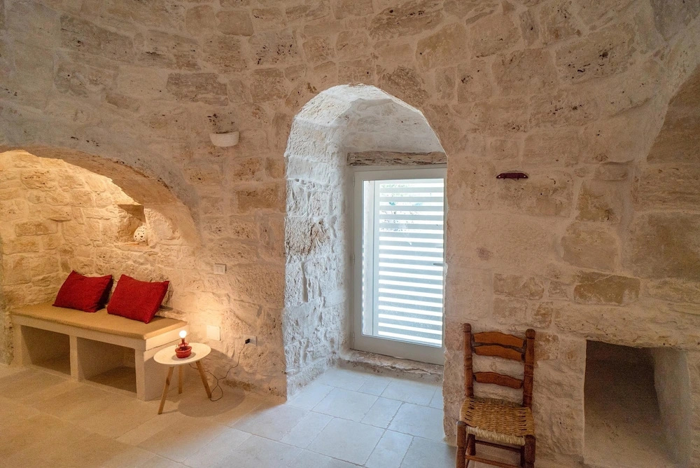 3195 Trullo Starbax by Perle di Puglia