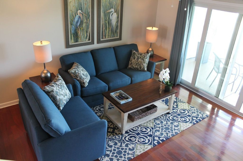Colony Reef 2102 Condo
