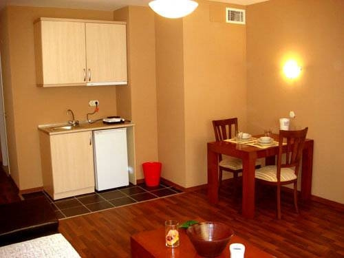 Ev Gibi Suite Hotel