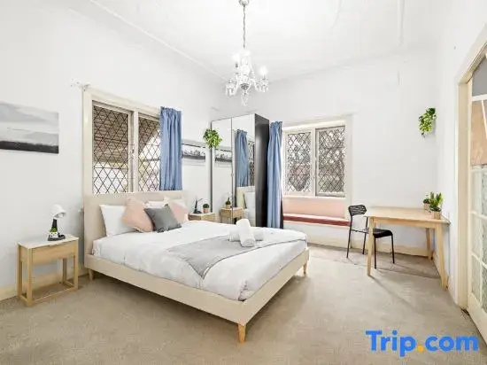 Peaceful Room – Near Transit, Shops & Maroubra Beach