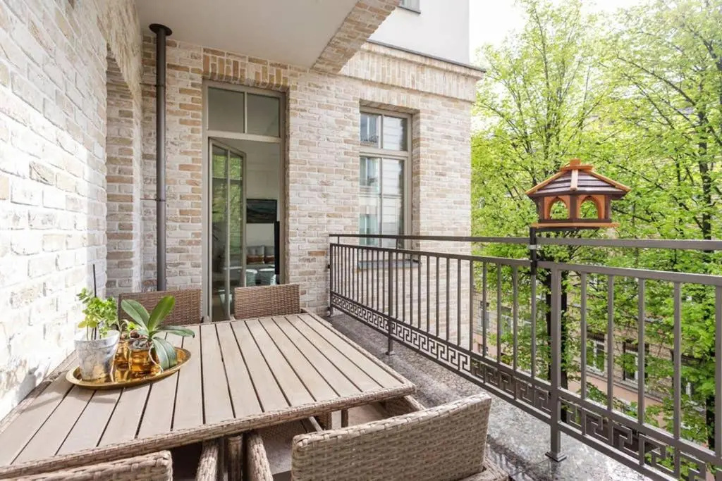 Jogailos Residence peaceful Old Town luxury 3 bdr 2 bathr FREE GARAGE