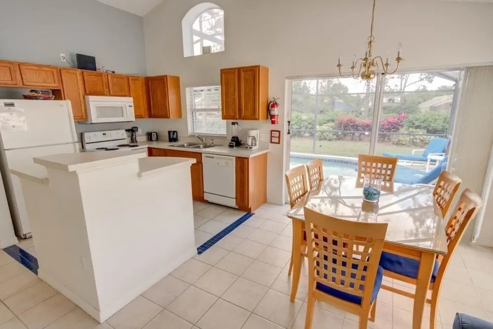 Private South Facing Pool With Game Room! 3 Bedroom Home