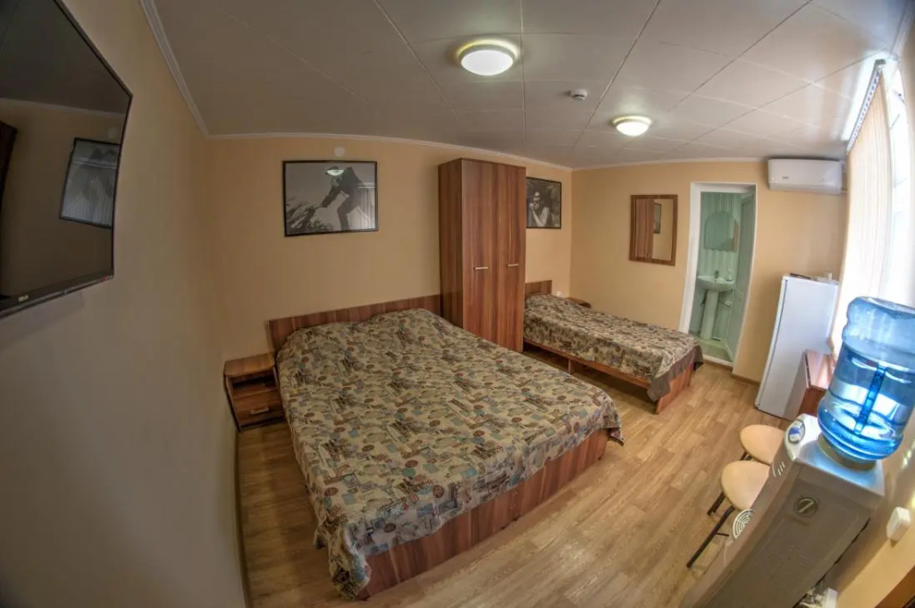 Ajvengo Hotel