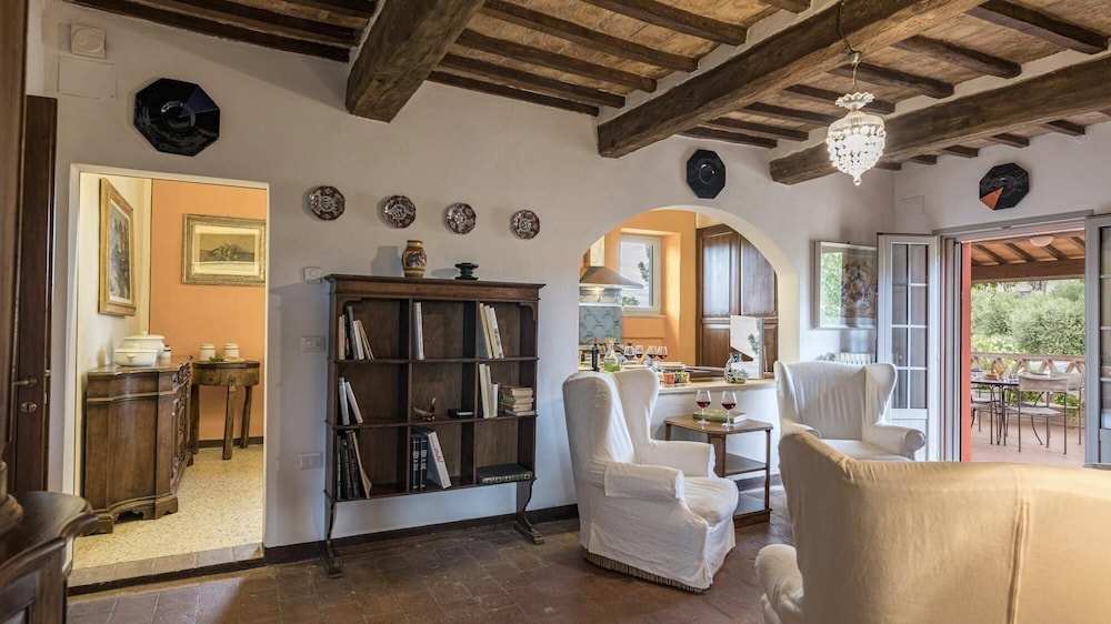 Villa Le Logge 12 1 in Todi