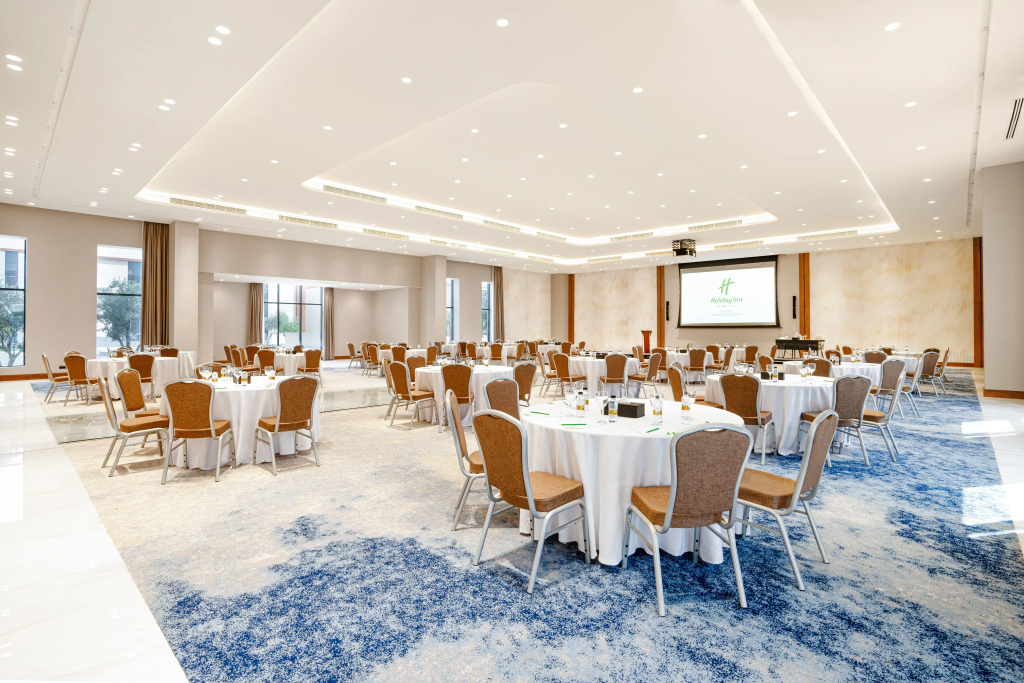 Holiday Inn Riyadh The Business District by IHG