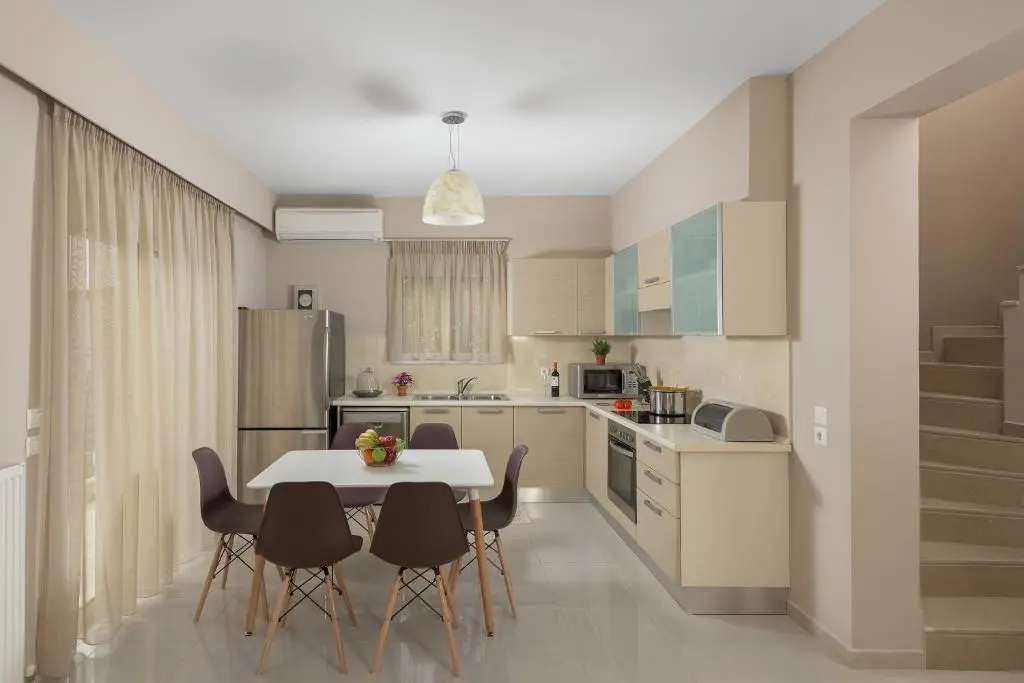 La Maisonette - 4 bedroom villa near the beach