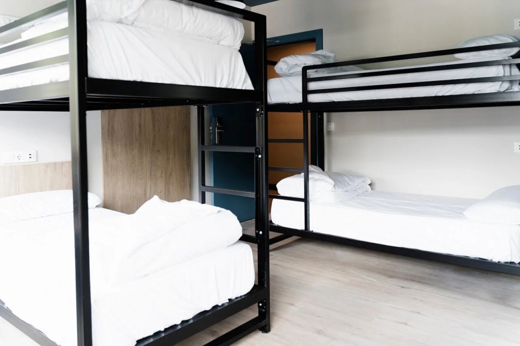 Font Andorra Hostel by Nexta