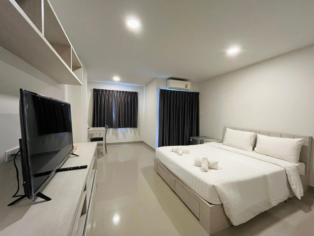 Don Mueang Place Hotel