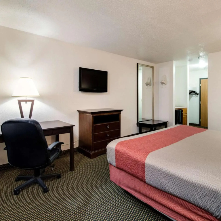 Motel 6-Marion, IL