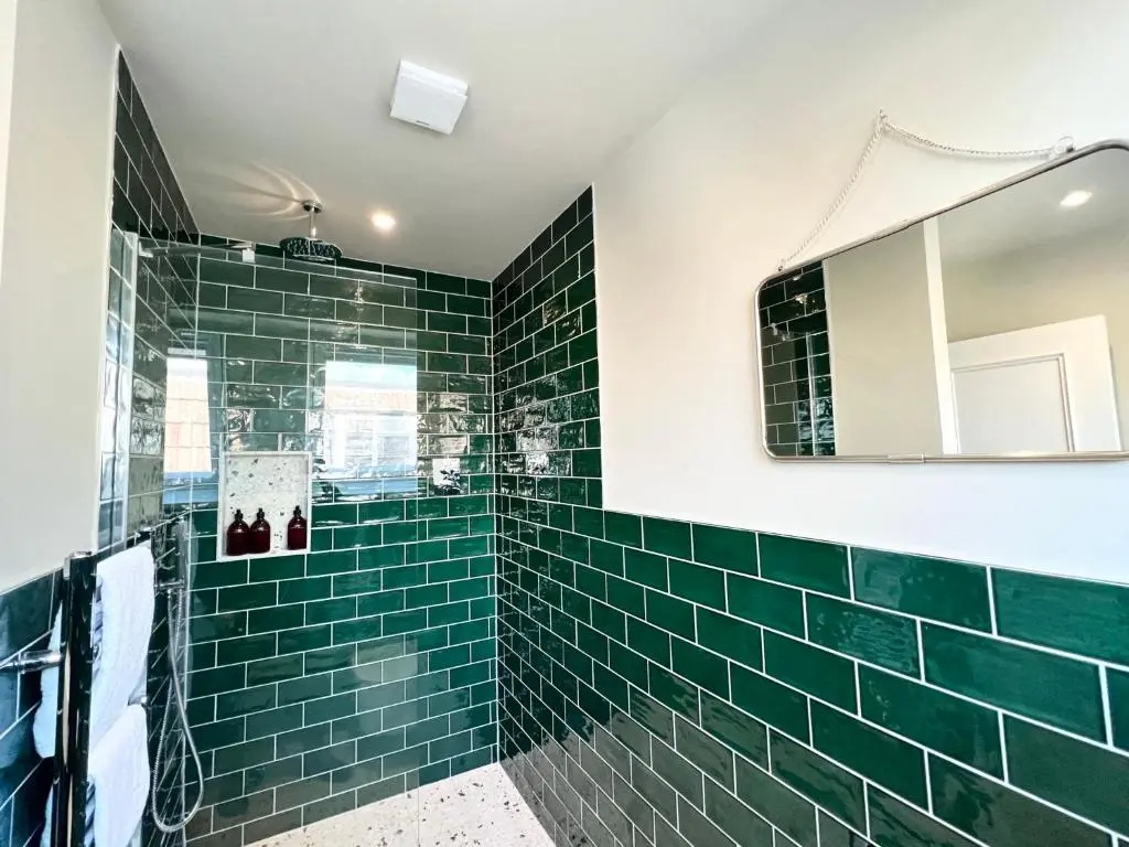 Redland Suites - Apartment 7