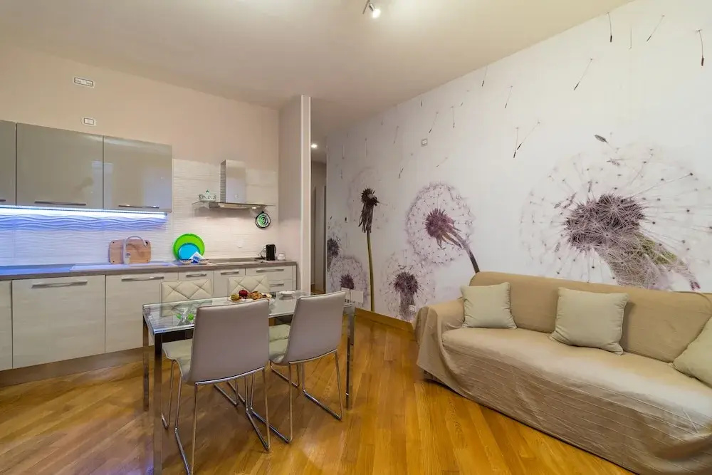 Elegant Flat at Municipio by Napoliapartments
