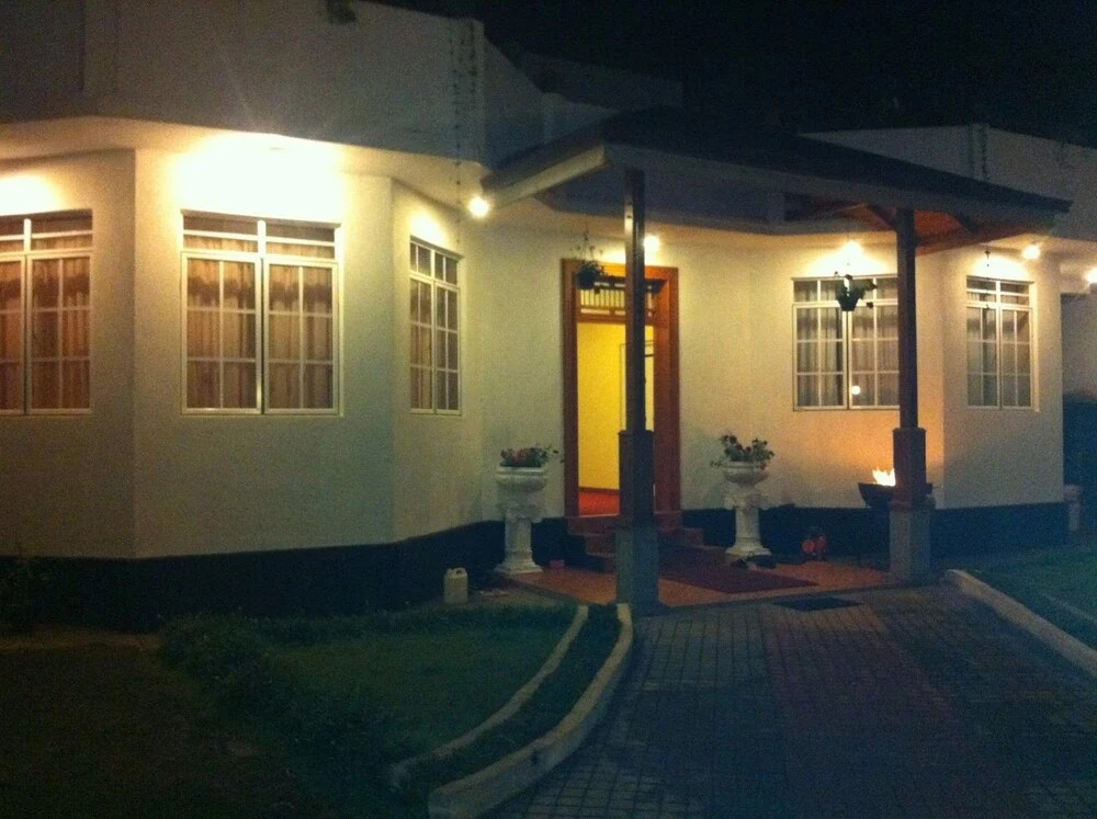 V & V Residence