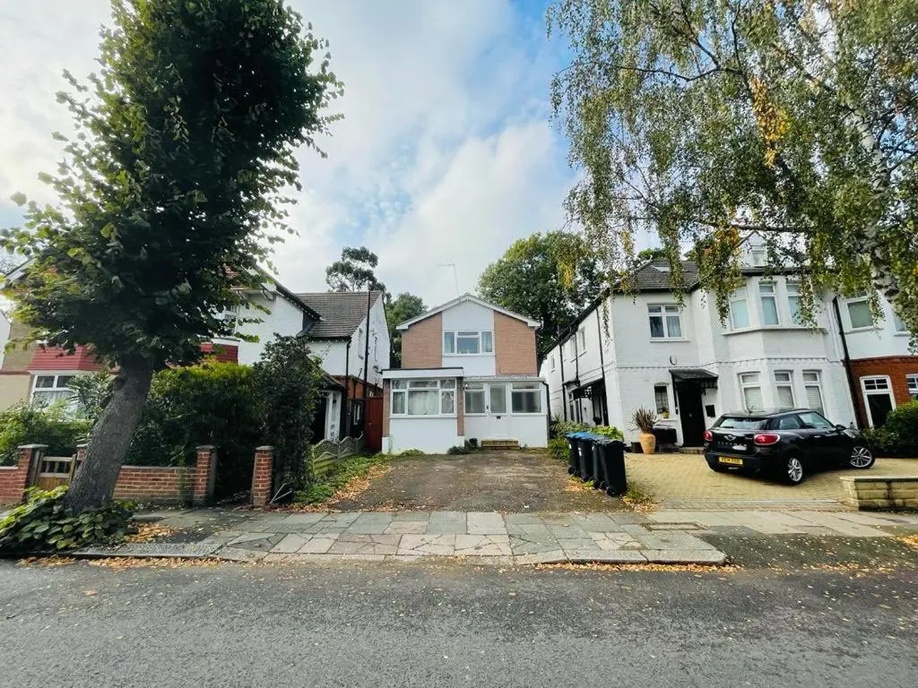 Enfield Chase Serviced Apartment
