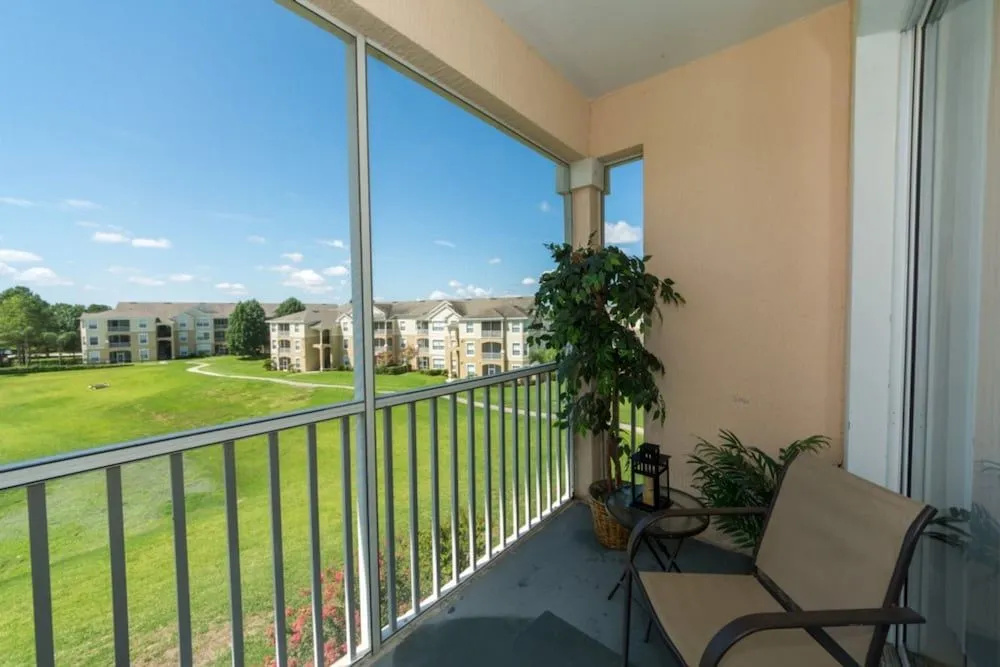 Windsor Palms Condos 8102 - 305