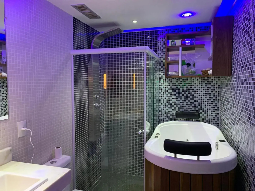 Maravilhoso apartamento 2 quartos vista mar no Ondina Apart