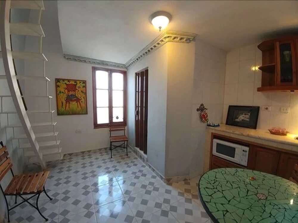 Casa Teniente Rey 16