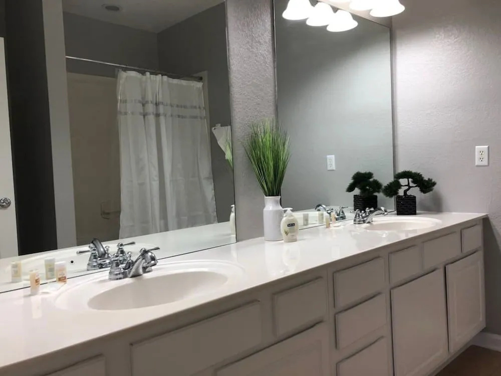 Tideview 20 · Walk TO Convention! Near Universal & Disney