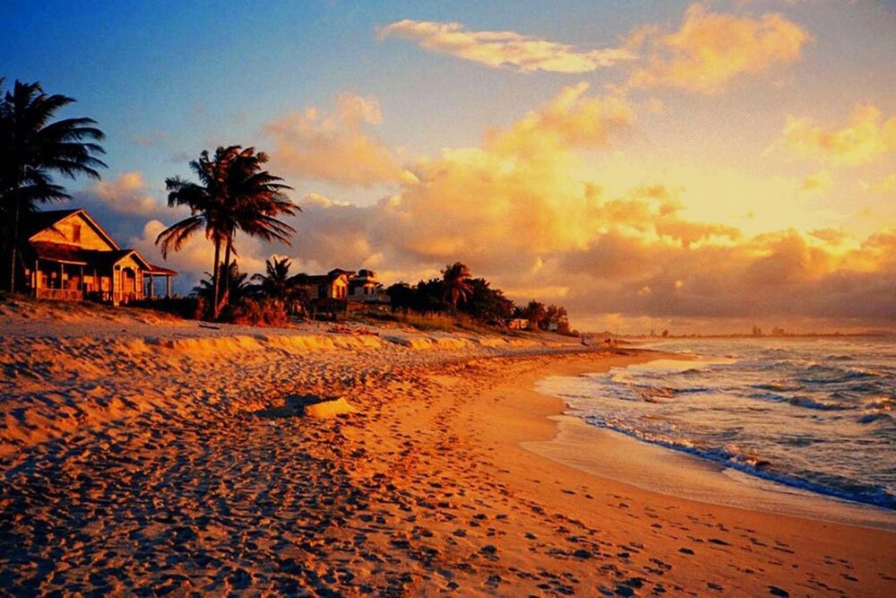 Casa Onna - Downtown Varadero, Short Walk to Beach