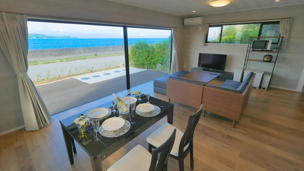 Ocean View/private BBQ/ 12 People/PADEL 1F