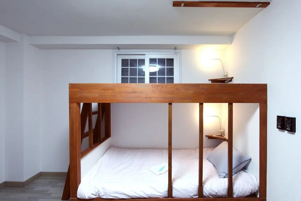 i Osaka House