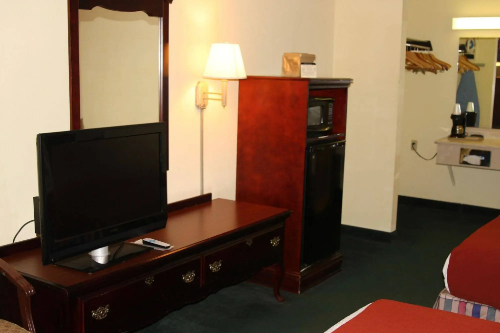 Best Inn Booneville