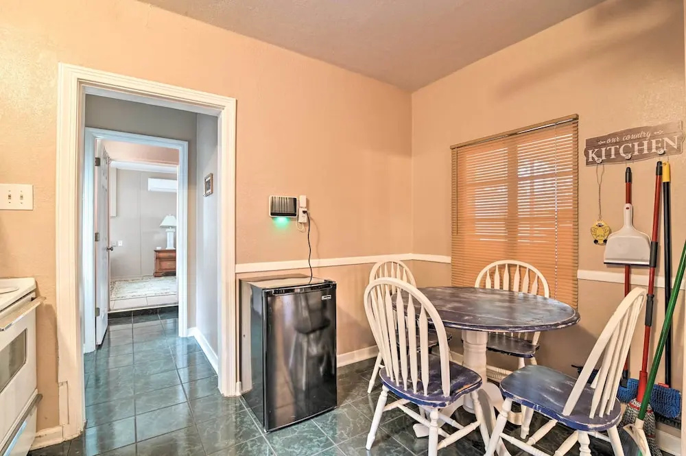 Lake Views & Private Porch: Auburndale Family Home