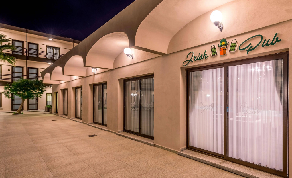 Oscar Park Hotel