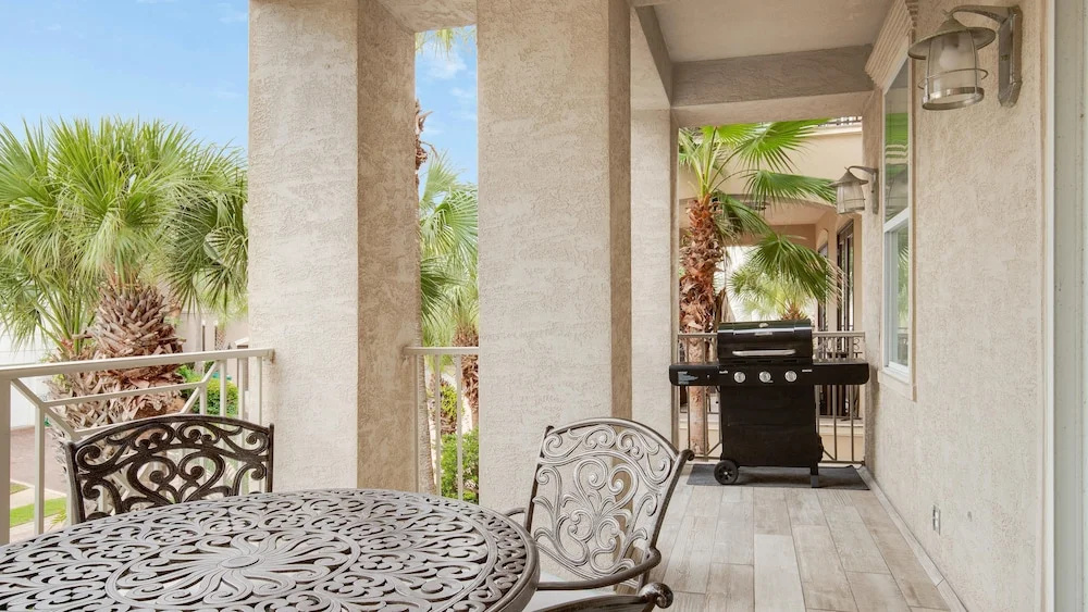 Sea Pearl (S) - 4BR 4.5BA - (13)