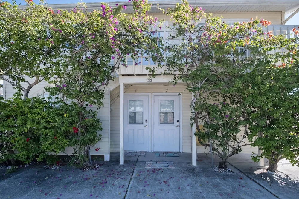 Fairweather Estate #3 - Three Bedroom Apartment