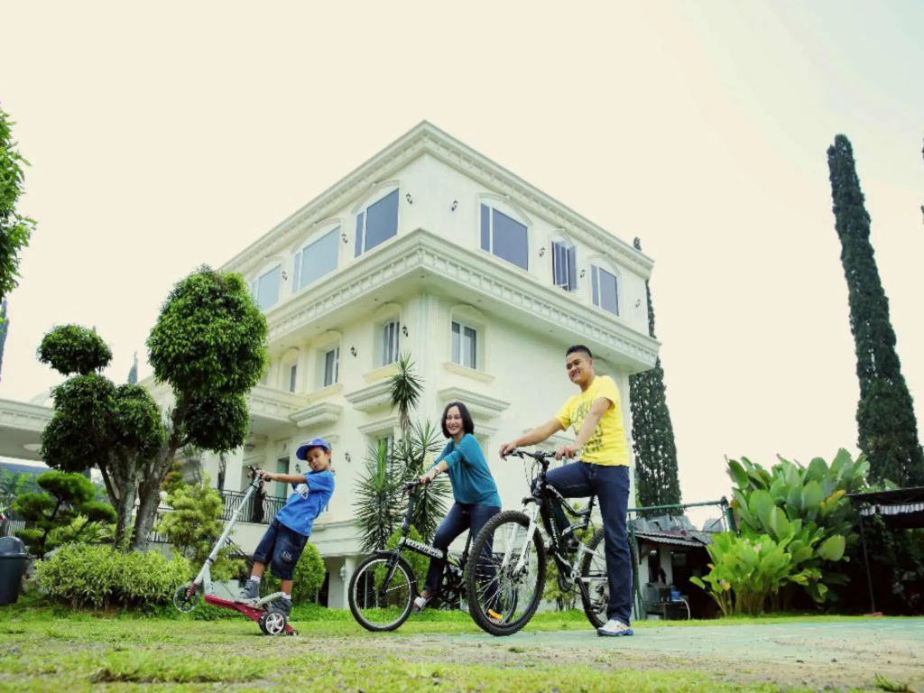 Rizen Premiere Hotel