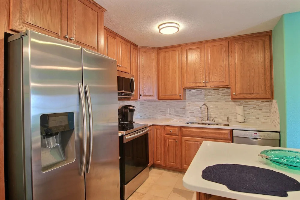 Pawsitively Perfect - 2 Br condo