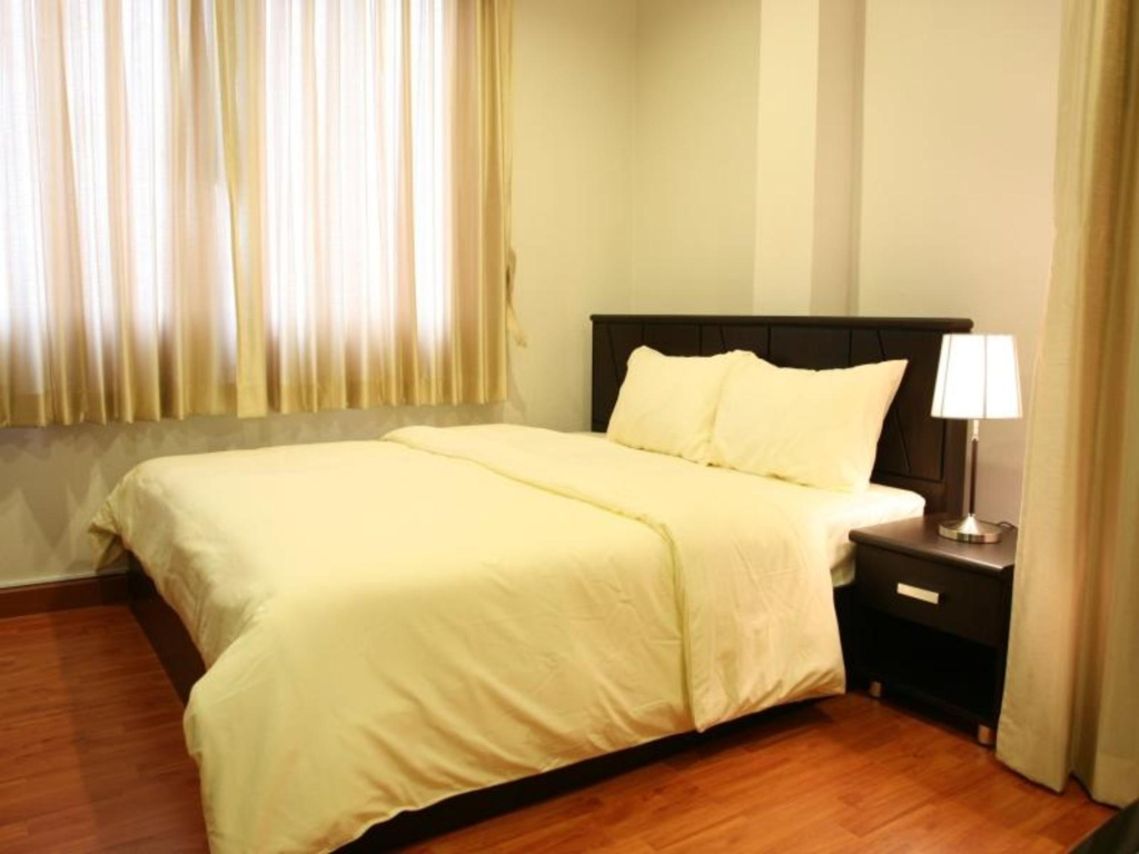 B8 Rooms Hotel Bangkok