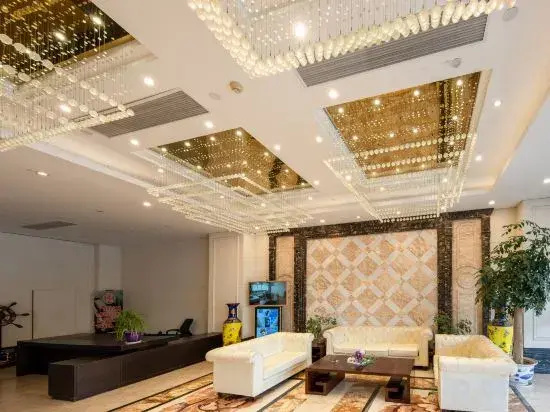 Zhangjiagang Huangpin Fashion Hotel