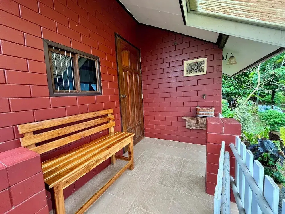 บ้านสวนบรรจงอักษร Bansuan Banjong Akkson