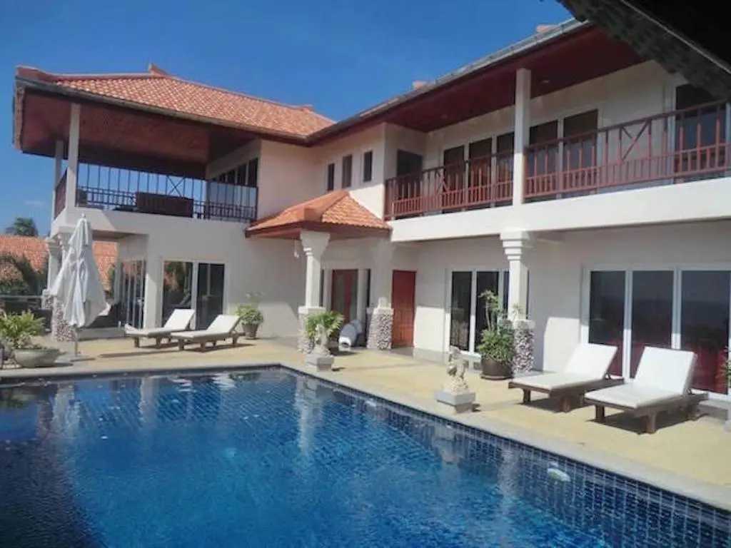 2 Pools And Seaview! Villa Serena 6Br, Klong Khong