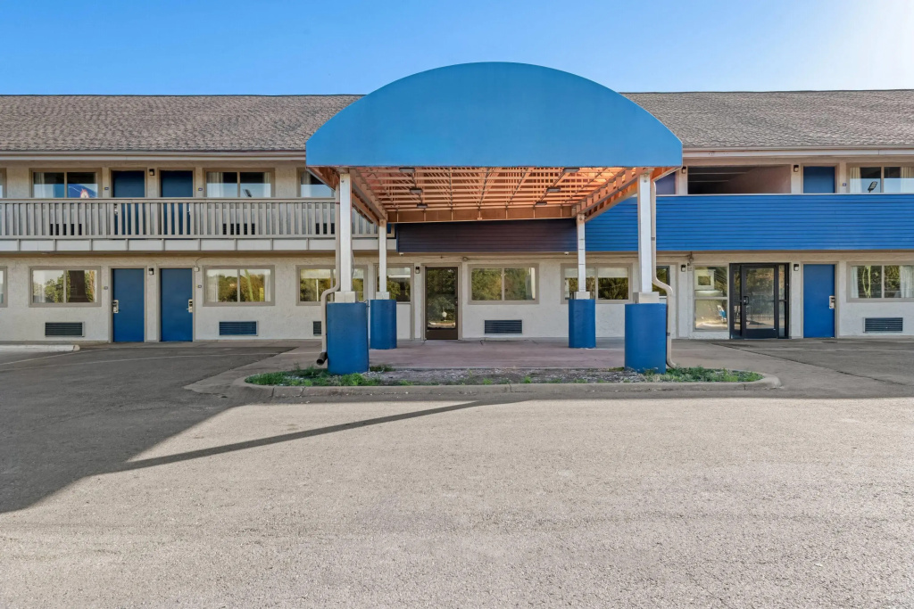 Days Inn by Wyndham Independence